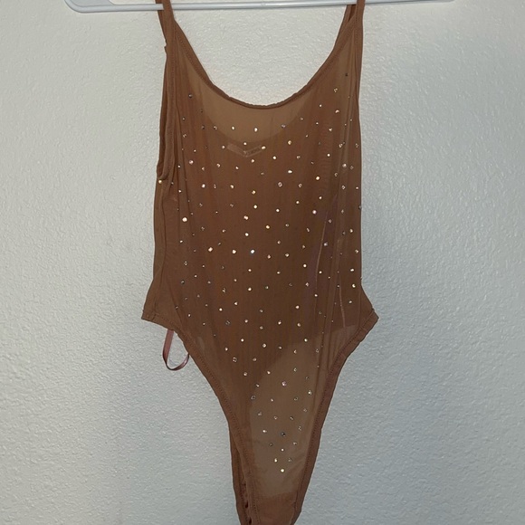 Mesh body suit - Picture 1 of 3
